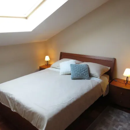 Modern And Stylish Apartment Tajmin アパート *